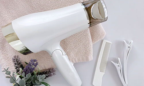 【知らなきゃ損！】ドライヤーで髪が傷む理由と今日からできる対策